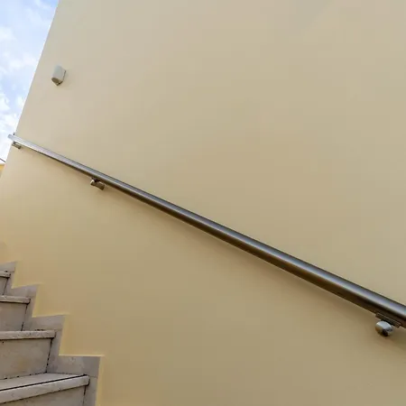 Aparthotel Kosmos St1 In Agios Stefanos 4*