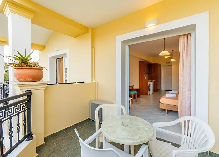 Kosmos St1 In Agios Stefanos 4*