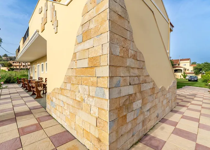 Kosmos St1 In Agios Stefanos 4*