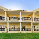 Kosmos St1 In Agios Stefanos 4*