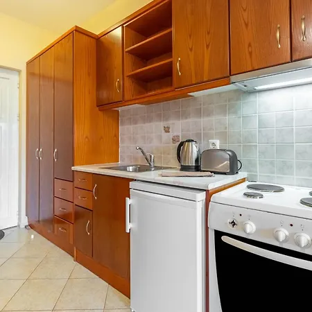 Hotel de apartamente Kosmos St1 In Agios Stefanos