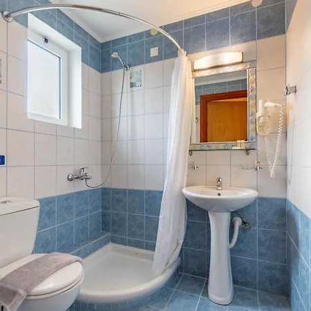 Kosmos St1 In Agios Stefanos 4*
