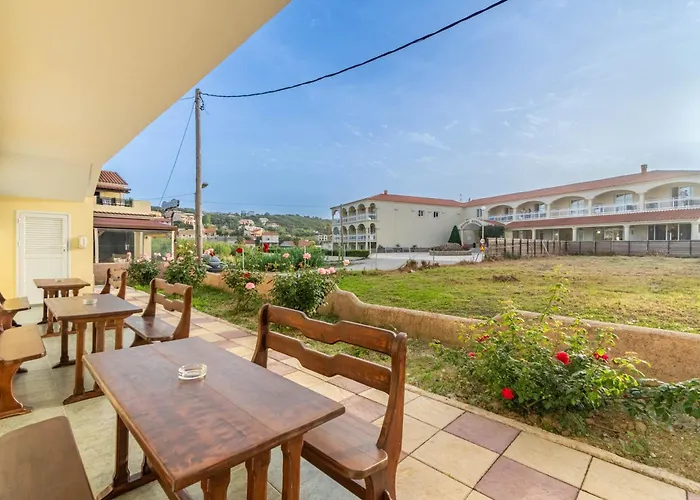 Apart Otel Kosmos St1 In Agios Stefanos