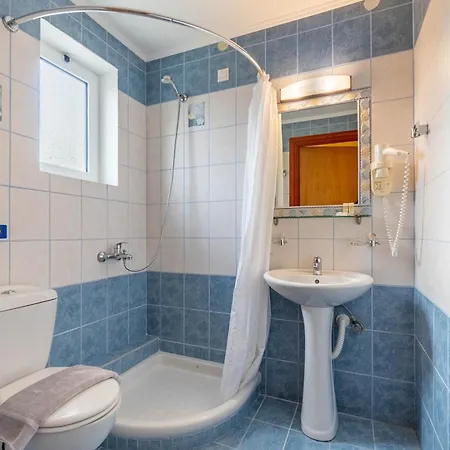 Aparthotel Kosmos St1 In Agios Stefanos 4*